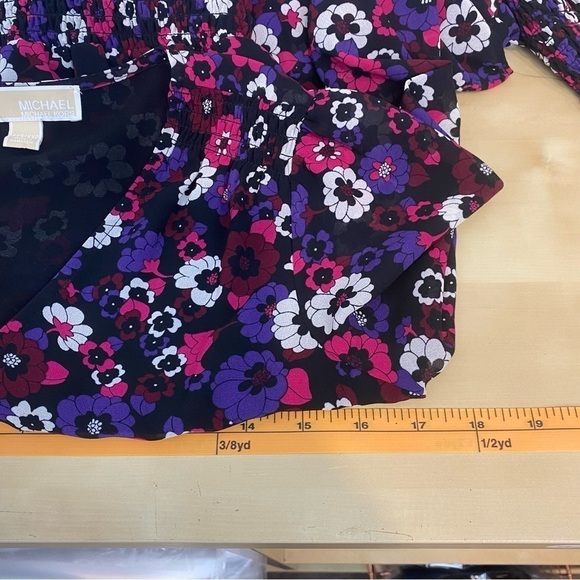 Michael MK • Floral Georgette Wrap Dress - Picture 12 of 16